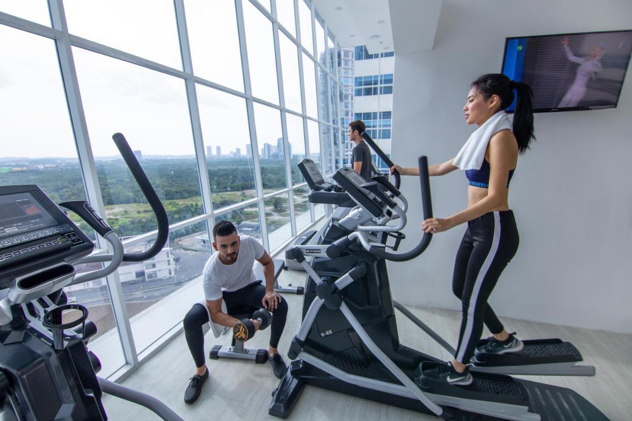 Fraser Place Puteri Harbour Nusajaya  Εξωτερικό φωτογραφία Elliptical cross trainer