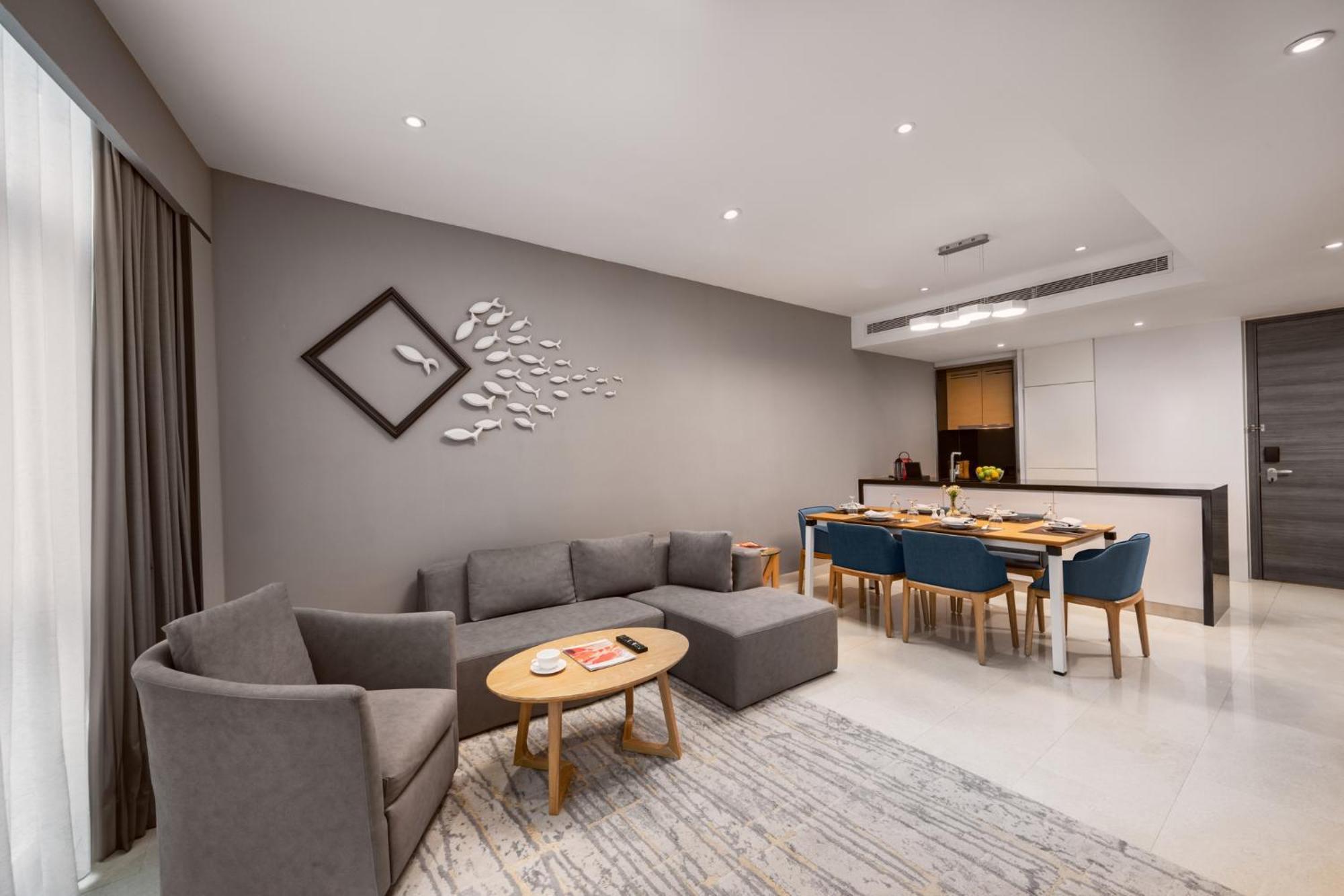 Fraser Place Puteri Harbour Nusajaya  Εξωτερικό φωτογραφία A living room in a condominium