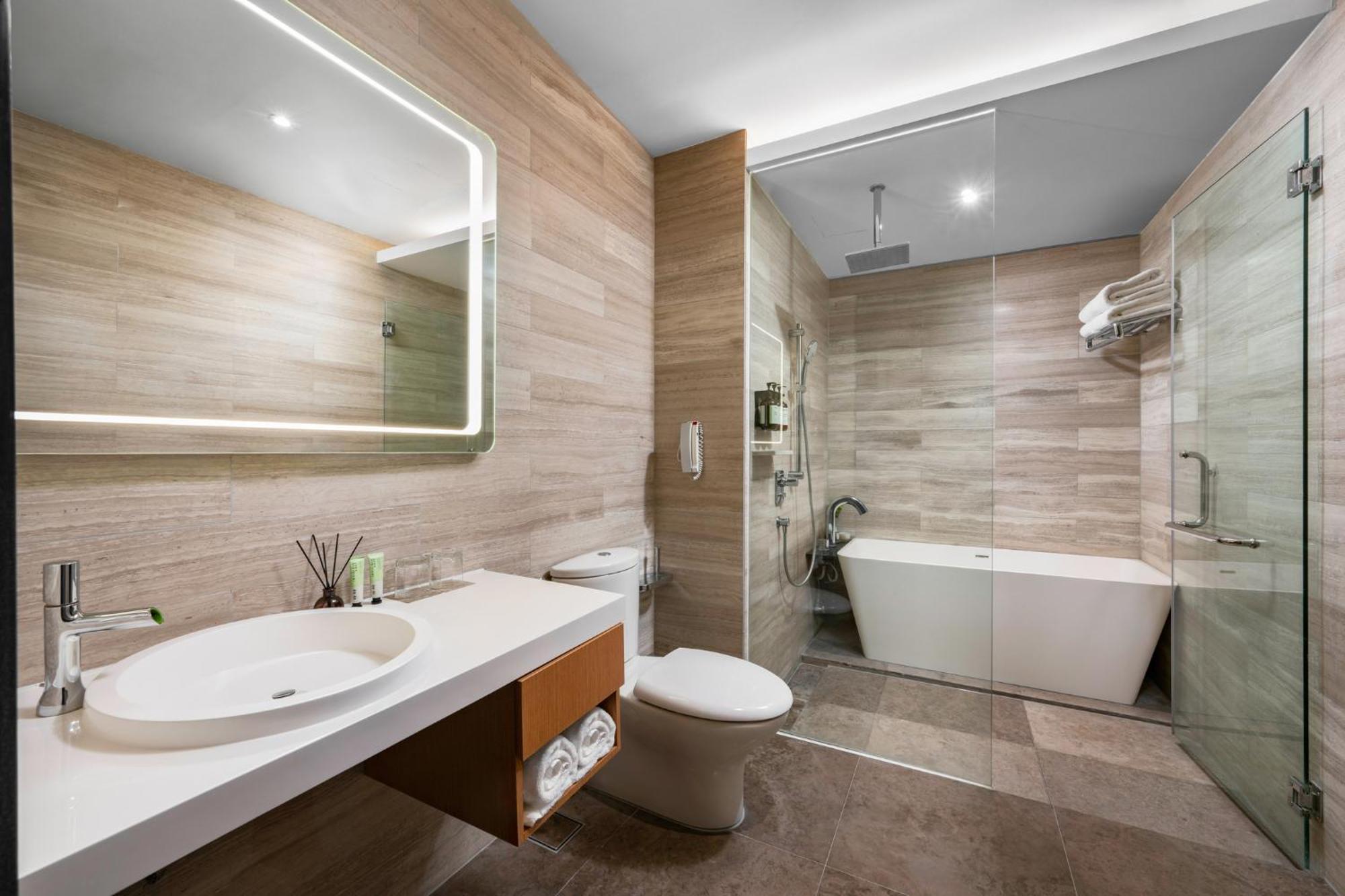 Fraser Place Puteri Harbour Nusajaya  Εξωτερικό φωτογραφία Bathroom